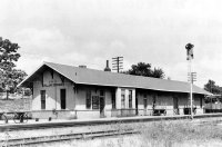 Frisco depot Willow Springs 1.jpg