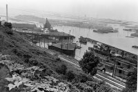 470-10 SLSF 1951 FLOOD 19TH STREET YARDS KC, KS.jpg