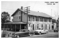 Frisco Depot Thayer, Mo 1954.jpg
