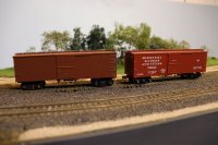 Truss-Rod-Roundhouse-Boxcars.JPG
