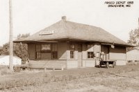 Frisco Depot Grandview Mo 1955.jpg
