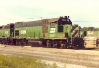 SLSF 114 (05)-BN 1389 Thayer, MO. 5-82 Roger Taylor Photo.jpg