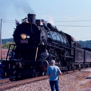 Frisco 1522 taking a drink at Pacific MO.