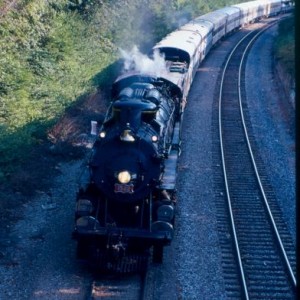 Frisco 1522 approaches Murdoch Avenue