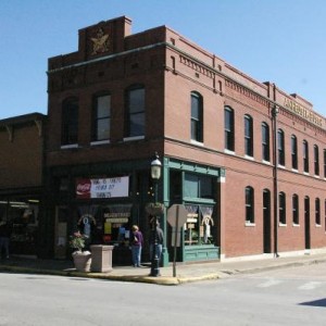 One of the very neat buildings in Van Buren - the old Anheuser Busch building.