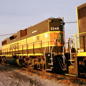Nice view of the GP9 hood grafted onto the front of the same engine from this wreck. This unit is currently working in Tulsa and is set up for remote