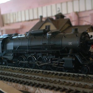 4-8-2 steam  E7 E8 diesel