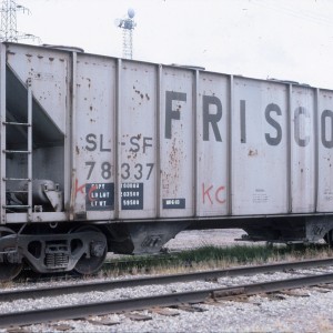 Hopper covered 78337 - July 1986 - East Edmonton, Alberta