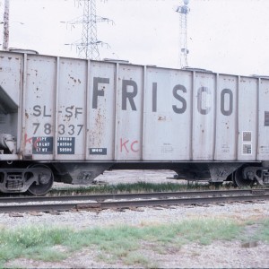 Hopper covered 78337 - July 1986 - East Edmonton, Alberta