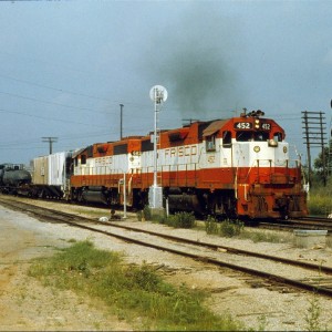 GP38-2 452 - May 1980 - Tulsa, Oklahoma (Trackside Slides)