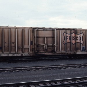 Plugdoor boxcar 600006 60 foot ribside - August 1983 - Great Falls, Montana