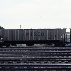 3 bay 4750 cubic foot covered hopper  79598 - August 1983 - Great Falls, Montana