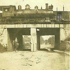 Frisco-Steam-Locomotive-~1888-Z-