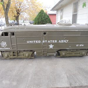 Kusan Atomic Train Locomotive O gauge