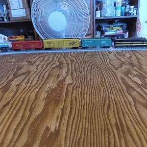 N gauge train 12
