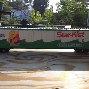 ATSF 25007 (Star Kist)