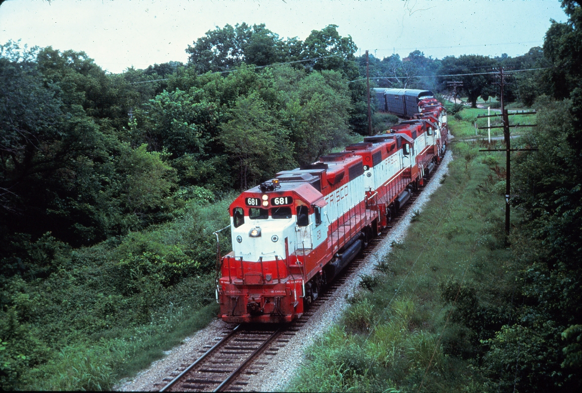 GP38-2 681 - August 1974 - West of St Louis, Missouri (EVDA Slides)