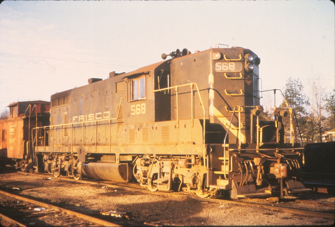 GP7 568 - York, Alabama - January 1973 (by Vernon Ryder)