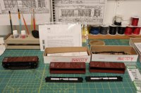 straight-frame-boxcars-working-sm.JPG