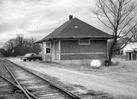 Frisco Depot Hackett, Ar 1950's.jpg