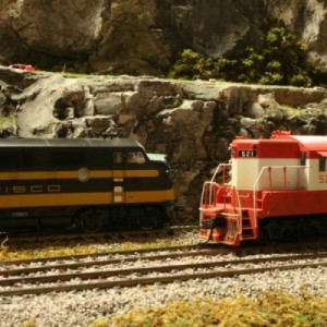 Athearn Genesis F3 DCC sound equipped and. Life Like P2K GP7 DC