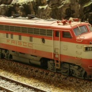 Athearn F7 DC