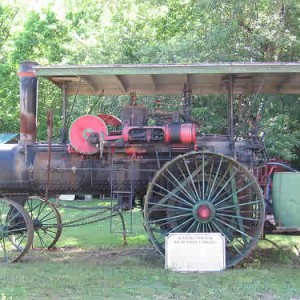 Steam traction engine on display at The ES&NA RR Yard, along with other steam traction engine.