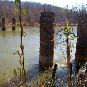 All 3 concrete sections can be seen here.  The far (east) bank still has one pillar that is laying down and can be seen from west bank. I believe the