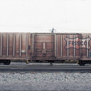 Boxcar 600037 - August 1983 - Yakima, Washington dock