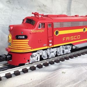 FriscoMessengerTonyMarchiandoE8A-O