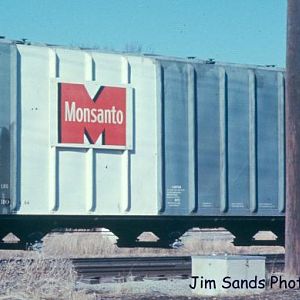 MonsantoCov-hopper1967-4077