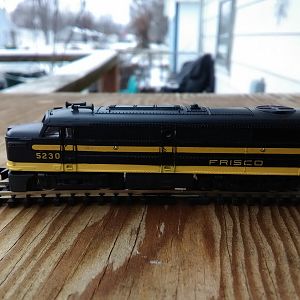 SLSF 5230 N gauge