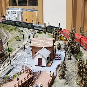 Finished my Frisco baggage cars for the Meteor