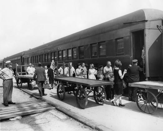 Last Frisco passenger train southward from Cape Girardeau on Sept. 17, 1965